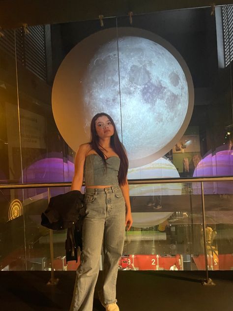 Denim outfit Planetarium Date, Planetarium Architecture, Date Makeup, Date Outfit, Date Outfits, Denim Outfit, Date Night Outfit, Girl Hairstyles, Date Night