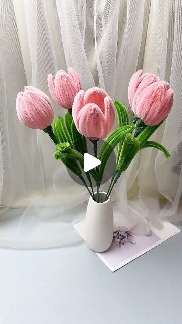 Tulip Diy Crafts, Camp Crafts, Mom Ideas, Floral Craft, Camping Crafts, April 20, Flower Tutorial, Craft Stick Crafts, Diy Flowers