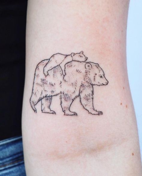 Father Bear Tattoo, Tattoo Bear Grizzly, Subtle Bear Tattoo, 3 Bear Tattoo, Mama Bear Tattoo Mothers Sons, Mom And Son Animal Tattoo, Bear And Moose Tattoo, Papa Bear Tattoos For Men, Tattoo Ideas On Collar Bone For Women