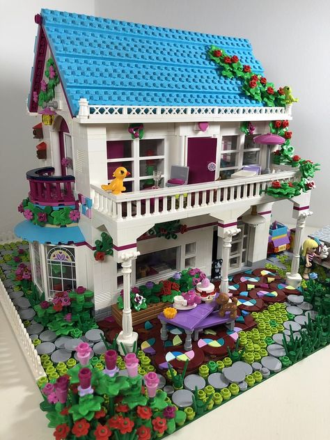 LEGO Friends Stephanie's House | I<3Holland | Flickr Lego Friends Building Ideas, Lego House Ideas, Best Lego Sets, Lego Friends Sets, Lego Display, Lego Diy, Lego Activities, Lego Modular, Amazing Lego Creations