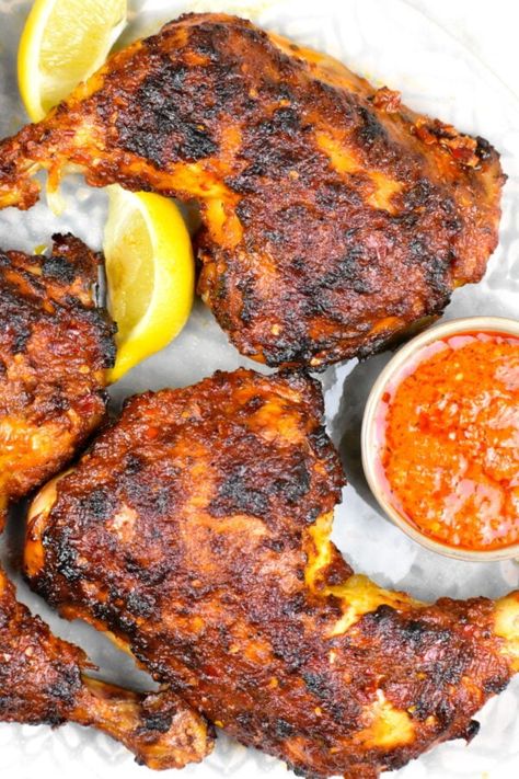 Peri Chicken Recipe, Peri Peri Chicken Recipe, Portuguese Foods, Entree Ideas, Portuguese Dishes, Peri Chicken, Peri Peri Sauce, Peri Peri Chicken, Piri Piri