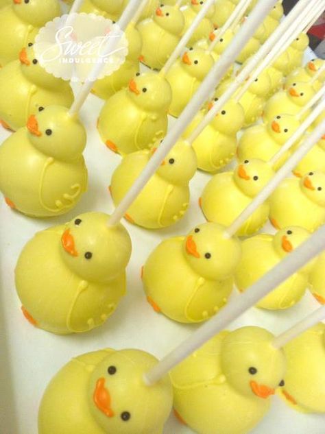 ducky cake pops Hello Kitty Themed Desserts, Cute Cakepops, Duck Cake Pops, Easter Chick Cake, Chick Cake Pops, Rubber Duck Cake, Chick Cake, Easter Cake Pops, Cake Pop Designs