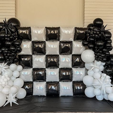 Rookie of the year ⚾️ We are here for all the first birthday themes we have done so far! Have you booked us for your little ones first… | Instagram Birthday Balloon Garland, Party Balloons Diy, 30th Birthday Party Invitations, Rookie Of The Year, Birthday Themes For Boys, Balloon Arches, Birthday Party Theme Decorations, First Birthday Themes, Birthday Themes