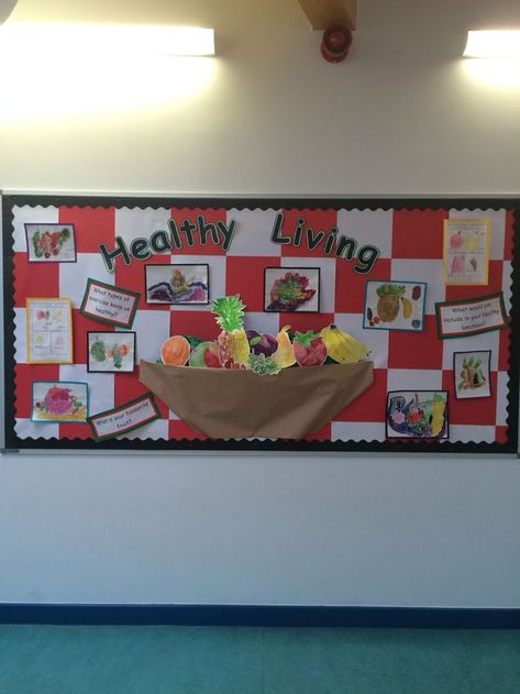 Healthy Food Display, Nutrition Bulletin Boards, Healthy Food Activities, Healthy College, Healthy School Snacks, Kids Work, Eyfs Activities, Food Activities, Food Display