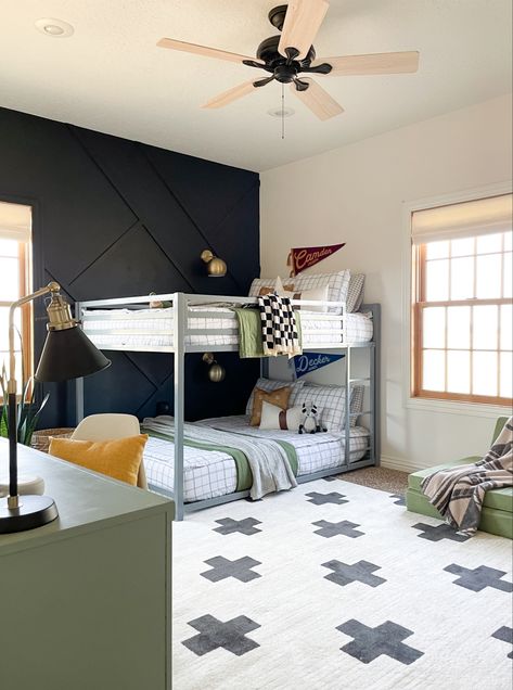 Swiss cross rug plaid Beddy’s bedding black accent wall Modern Teen Boy Bedroom Bunk Bed, Bunk Bed Accent Wall, Boys Gray Bedroom Ideas, Boys Bunk Beds Room Ideas, Boys Room With Bunk Beds, Boys Shared Bedroom Ideas, Boys Bedroom Bunk Beds, Boys Room Bunk Beds, Bunk Bed Room Ideas