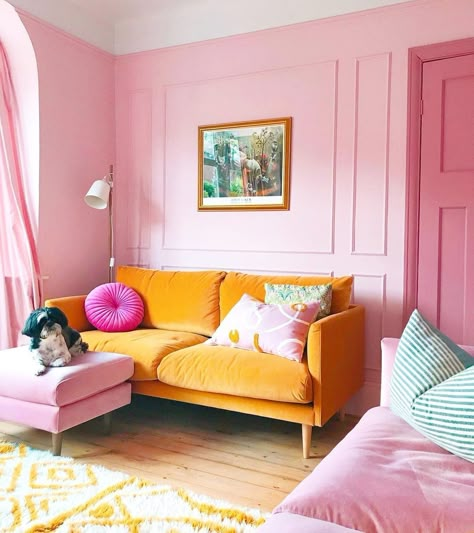 Girly House Decor, Colorful Rooms, Home Goals, Cleaning The House, Pastel Interior, Feminine Decor, Pink Living Room, Pastel House, Beautiful Rooms