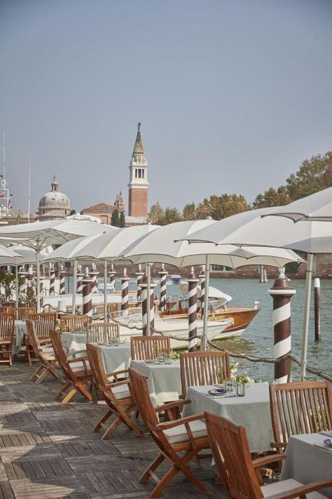 Belmond Hotel Cipriani Review, Venice, Italy | Telegraph Travel Cipriani Venice, Hotels In Italy, Doges Palace, Belmond Hotels, Venice Hotels, Italy Hotels, Most Luxurious Hotels, Great Restaurants, Luxury Hotels