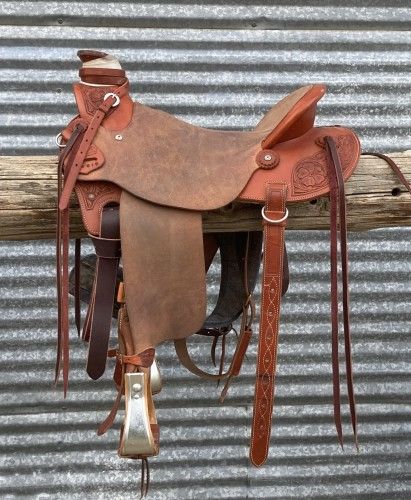 Livestock Branding, Wade Saddles, Saddle Design, Saddles For Sale, Roping Saddles, Reining Horses, Rodeo Horses, Barrel Horse, Cattle Ranching