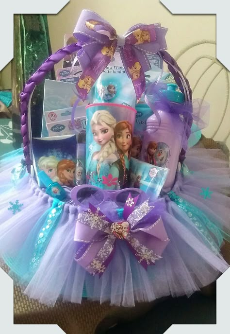 Frozen Gift Basket Made By Norma's Unique Gift Baskets Frozen Easter Basket, Anna Tutu, Tutu Easter Basket, Frozen Gifts, Christmas Gift Baskets Diy, Unique Gift Baskets, Idee Babyshower, Kids Gift Baskets, Presente Diy