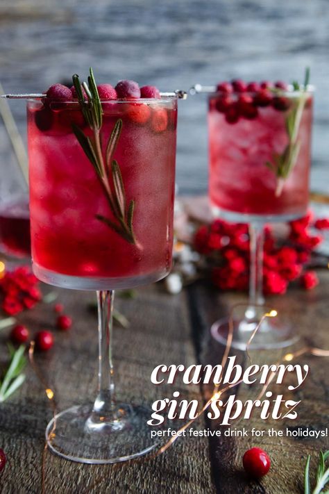 Cranberry Gin Cocktail Holiday Drinks, Cranberry And Gin Cocktail, Christmas Day Cocktails, Cranberry Wine Cocktail, Sparkling Cranberry Cocktail, Pink Gin Spritz, Prosecco Cranberry Cocktail, Cranberry French 75, Cranberry Cocktails Christmas