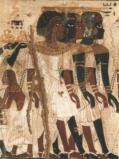 Ancient Egyptian depiction of Nubians wearing traditional hairstyles of status, bringing tribute on the tomb of Huy. Ancient Nubia, Starověký Egypt, Kemet Egypt, Egyptian Artifacts, Egypt Art, Egyptian History, Ancient Egyptian Art, African History, Egyptian Art