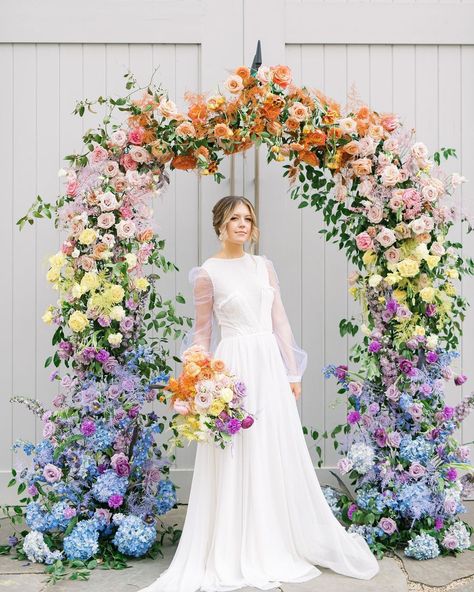 Carolina Grove (@carolinagroveweddings) | Instagram Flower Wedding Arch Altars, Wildflower Ceremony Arch, Wildflower Ceremony, Wildflower Wedding Theme, Bar Installation, Wedding Altar, Wedding Moodboard, Wedding Arches, Wedding Planning Decor