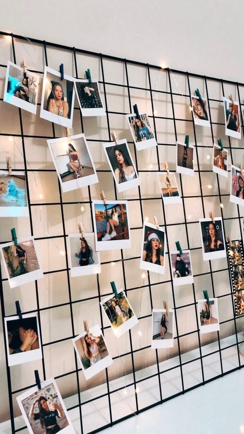 Display Polaroids On Wall, Board For Polaroid Pictures, Apartment Decor Photo Wall, Picture Wall Ideas Polaroid, Gallery Wall Polaroid, Polaroid Pictures Wall Ideas, Polaroid Wall Frame, Picture Wall Polaroid, Polaroid Pictures Decoration