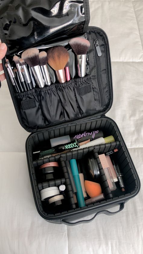 makeup bag Makeup Bag Large, Makeup Organization Bag, Makeup Case Aesthetic, Amazon Makeup Bag, Makeup Bag Big, Christmast Gifts, Big Makeup Bag, Big Makeup Bags, Erika Marie