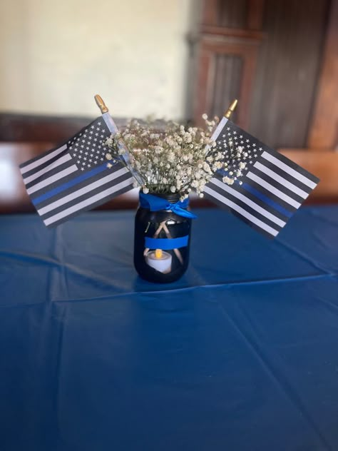 Police center piece Police Awards Banquet, Police Graduation Centerpieces, State Police Retirement Party Ideas, Police Gala Decorations, Police Memorial Ideas, Law Enforcement Table Centerpieces, Police Retirement Centerpieces, Police Table Decorations, Police Banquet Centerpieces