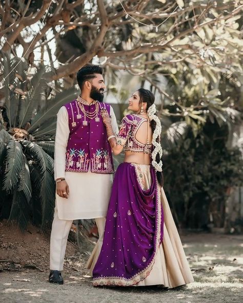 Cuples Cloths, Couple Traditional Outfits Indian, Couple Matching Outfits Indian, Engagement Outfits Indian Couple, Couple Dress Matching Indian, Indian Wedding Reception Outfit, Engagement Outfits Indian, Couple Dress Matching, Wedding Outfits Indian