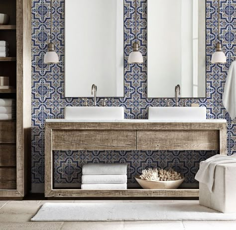 Moroccan Style Wallpaper, Portuguese Tile Bathroom, Mediterranean Inspired Bathroom, Portuguese Home Decor, Moroccan Bathrooms, Portuguese Tiles Bathroom, Spanish Bathroom Hacienda Style, Greek Bathroom, Spanish Tile Bathroom