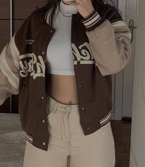 Varsity Jacket Outfit Women, Baseball Jacket Outfit, Spontaneous Adventures, Modest Casual Outfits, Jacket Outfit Women, Winter Fashion Outfits Casual, Stylish Hoodies, Fashion Top Outfits, Fashion Shorts