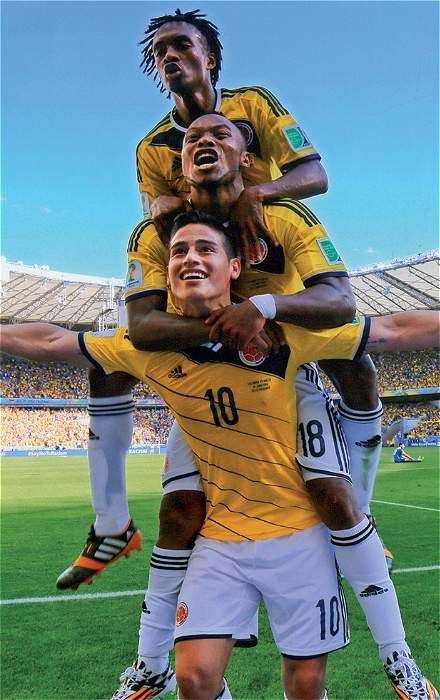 Colombia Soccer Wallpaper, Colombia Soccer Team, James Rodriguez Colombia, James Rodrigues, Jorge Mendes, Colombia Soccer, Barcelona Team, Good Soccer Players, Soccer Life