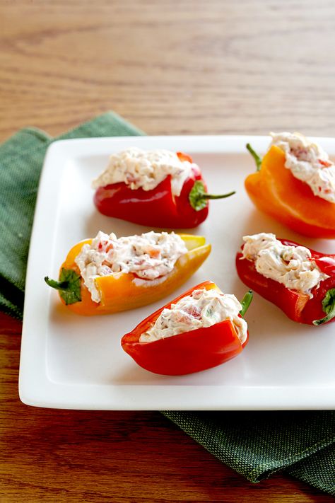 Creamy Stuffed Peppers Best Thanksgiving Appetizers, Mini Peppers, Party Snacks Easy, Mini Sweet Peppers, Stuffed Mini Peppers, Cheese Stuffed Peppers, Thanksgiving Appetizers, Holiday Appetizers, Peppers Recipes