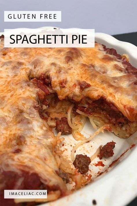 Mac And Cheese Pie, Baked Spaghetti Pie, Gluten Free Fast Food, Person Eating, Free Person, Baked Spaghetti Recipe, Spaghetti Pie, Gluten Free Spaghetti, Gluten Free Main Dishes