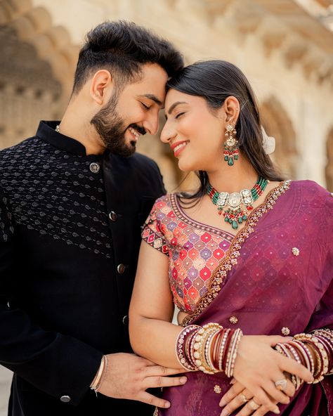 Vikas & Sonu❤️ Book your Pre Wedding shoot in Jaipur 📸 Contact us for bookings and inquiries ☎️8619685054 #preweddingshoot #jaipur #jaipurprewedding #photography #preweddingshootinjaipur ( Prewedding in jaipur, Pre wedding shoot in Jaipur, Jaipur pre wedding photoshoot) Pre Wedding Photoshoot Garden, Cupal Photo Shoot, Jaipur Pre Wedding Shoot, Pre Wedding Shoot Ideas Outfit, Pre Wedding Shoot Poses, Engagement Portraits Poses, Pre Wedding Shoots, Portraits Poses, Pre Engagement