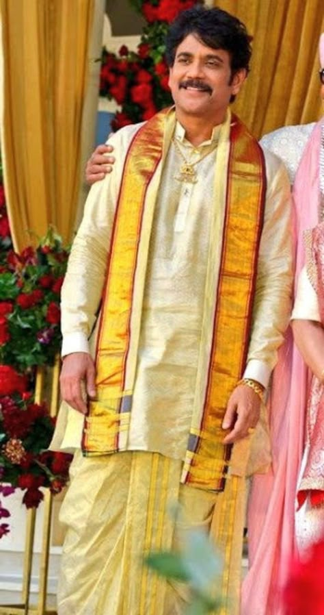 Dhoti Wedding Men, Pattu Dress For Men, Dhoti Kurta Pancha For Men, Veshti With Kurta For Men, Dhoti Style Dresses For Men, Pattu Pancha For Men Wedding, Dhoti For Men Indian Weddings, Pattu Dhoti For Men, Pelli Dress For Men