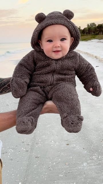 Baby Clothes Teddy Bear, Babies In Bear Onesies, Baby In Bear Onesie, Baby Teddy Bear Outfit, Baby Teddy Bear Costume, Bear Costume Baby, Baby Bear Costume, Baby Bear Outfit, Baby Bear Onesie