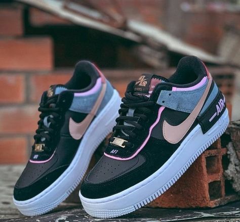 Girls Shoes Teenage, Tenis Air Force, Slippers Heels, Air Force One Shoes, Casual Shoes Women Sneakers, Nike Shoes Girls, Preppy Shoes, Stylish Footwear, Pretty Shoes Sneakers