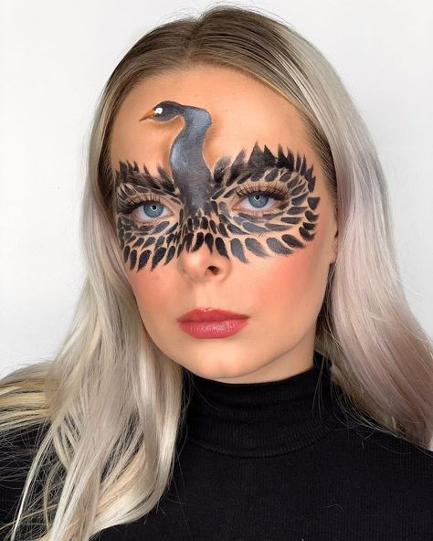 Fashion/makeup bitch on Instagram: “A little break from my current series to bring you this beautiful black swan inspired by @keilidhmua 🥰 Products used:…” Black Swan, Body Painting, Face Painting, Fashion Makeup, Face And Body, Carnival Face Paint, Halloween Face Makeup, Bring It On, Makeup