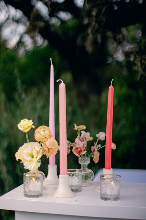 Taper Candle Centerpiece, Dining Table Candles, Bud Vases Wedding, Taper Candles Wedding, Colored Taper Candles, Bud Vase Centerpiece, Table Candles, Garden Inspired Wedding, Useful Ideas