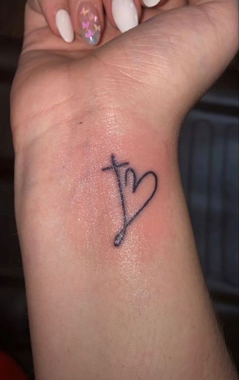 Arm Tattoos, Small Tattoo, Heart Tattoo, Tattoos For Women, A Small, For Women, Tattoos, Skin