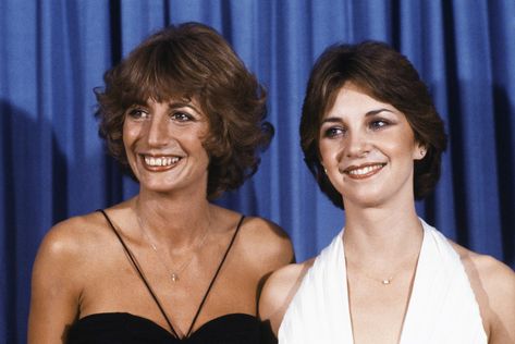 Penny Marshall, Cindy Williams, Laverne & Shirley, Goldie Hawn, Star Children, Carrie Fisher, Hollywood Legends, Emmy Awards, New Things To Learn