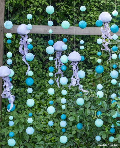 Ball_Backdrop/Decor (this is an under the sea theme, but I like for any occasion, minus the jellyfish) Finding Dory Party, Dory Birthday, Dory Party, Underwater Party, Birthday Party Props, Ocean Birthday Party, Ocean Theme Party, Party Photo Backdrop, Underwater Theme