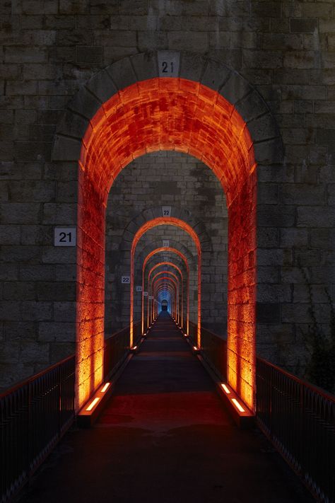 Chaumont Viaduct, France. Lighting design: Jean-François Touchard - Photographed by Didier Boy de la Tour Urban Industrial Decor, Blitz Design, Loft Designs, Facade Lighting, Urban Industrial, Urban Loft, Light Architecture, Lighting Inspiration, Light Installation