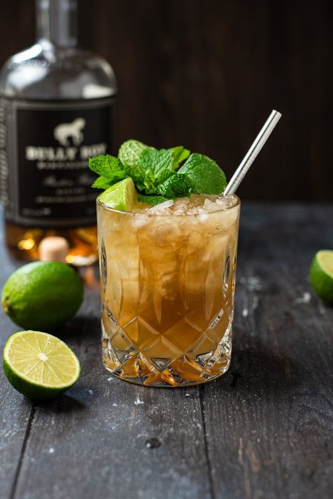 Mai Tai Cocktail Recipes, Classic Tequila Cocktails, Strawberry Mojito Recipe, Classic Vodka Cocktails, Mai Tai Recipe, Mai Tai Cocktail, Cocktail Recipes Tequila, Tiki Cocktail, Gold Rum