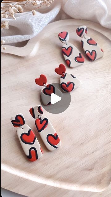 Clay Diy Projects Sculptures, Trending Clay Earrings, Valentine Earrings Diy, Valentine Clay Earrings, Clay Earring Designs, New Years Earrings, Polymer Clay Earrings Diy, Painted Valentines, Valentine Earrings