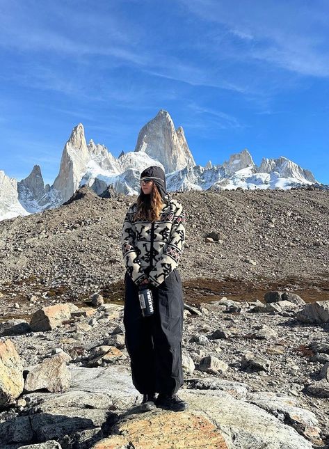 Wander Outfits, Magical Mountain, Patagonia Hiking, Trekking Outfit, Hiking Fits, Style Moodboard, Childhood Dream, Hiking Outfit Women, Happy To Be Here