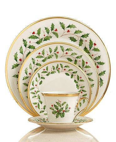 Christmas China Patterns, Holiday China, Lenox Christmas, Holiday Dinnerware, Christmas China, Christmas Dinnerware, Christmas Dishes, God Jul, Christmas Dining