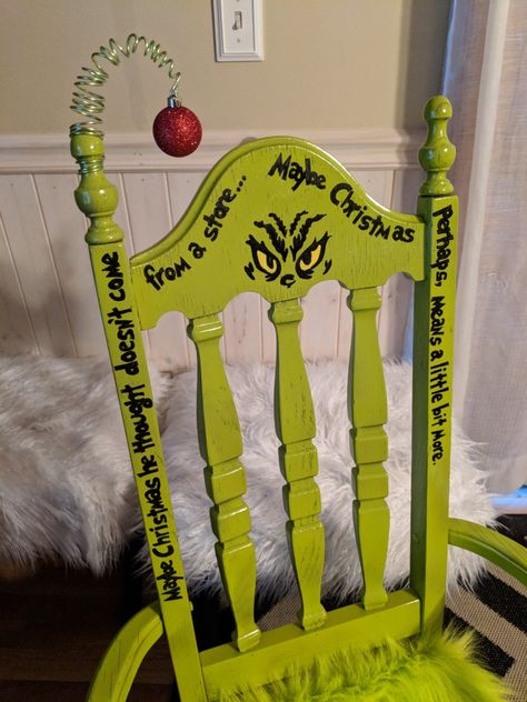 Grinch chair Grinch Painted Chairs, Grinch Chair Diy, Grinch Decor Diy, Grinch Chair, Grinch Christmas Decorations Diy, The Grinch Christmas Decorations Diy, The Grinch Christmas Decorations, Grinch House, Grinchmas Decorations Diy