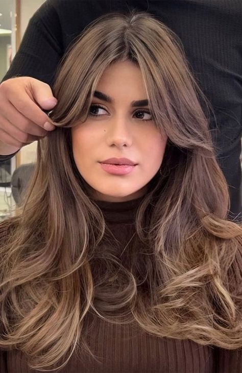 ombre brunette beige , hair color inspo, hair color ideas, brunette hair color Hairstyles On Brown Hair, Brown Hair Light Ends, Chocolate Brunette Hair Color, Light Chocolate Brown Hair, Mousy Brown Hair, Light Brown Hair Shades, Beige Hair Color, Hair Color For Brown Eyes, Dark Blonde Hair Color