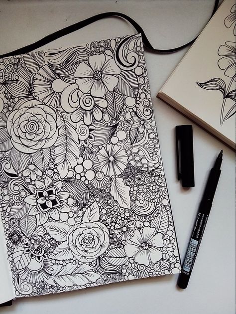 Easy doodle design Easy Doodle Art Flower, Doodle Art Easy Inspiration, Abstract Doodles Simple, Nature Doodle Art, Flower Doodle Art Design, Line Art Drawings Doodles, Art Journal Sketches, Easy Pen Art, Zentangle Nature