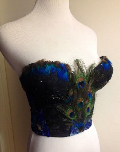 Peacock corset White Peacock Costume, Peacock Costume Women's, Blue Dress With Feathers, Peacock Inspired Dress, Peacock Corset, Peacock Clothes, Peacock Dresses, Peacock Outfit, Peacock Halloween