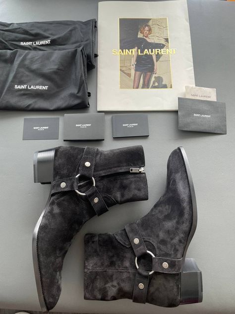 Harness Boots Men, Happy Prince, Yves Saint Laurent Men, Boots Men Outfit, Boots Outfit Men, Snake Boots, Runway Shoes, Hedi Slimane, Harness Boots