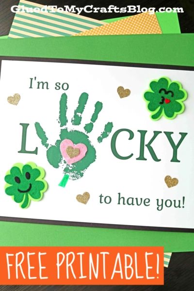 Handprint LUCKY To Have You Keepsake Craft - Glued To My Crafts St Patrick's Day Crafts For Toddlers, Sant Patrick, Saint Patricks Day Art, March Crafts, St Patricks Crafts, Paper Plate Crafts For Kids, St Patricks Day Crafts For Kids, San Patrick, St Patrick Day Activities