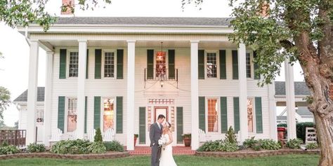 The Journey Home is a wedding venue just north of Kansas City! The venue features an 1800's Colonial home (room for 24+ people), rustic barn, and beautiful lawn. It's surrounded by more than five acres of neatly-manicured grounds and rolling farmland. You will love The Journey Home's estate featuring a large colonial home, rustic tobacco barn, beautifully landscaped lawn, overnight accommodations, and flexible outdoor and indoor spaces for a variety of guest sizes and styles. Let ... Colonial Style Wedding, Love The Journey, Missouri Wedding Venues, Wedding Arch Rustic, Country Bride, Simple Bride, Wedding Country, Country Barn, Diy Wedding Bouquet