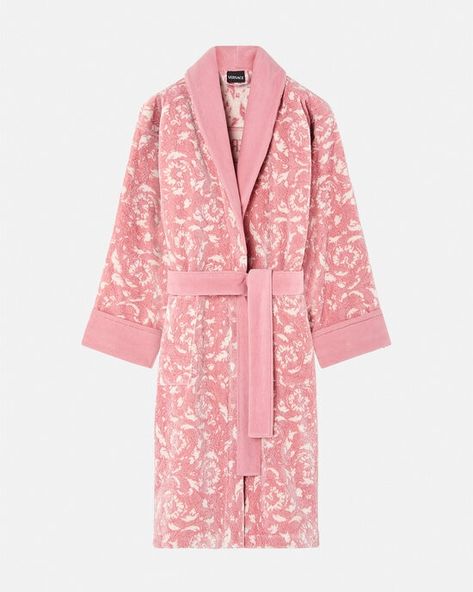 Versace Bathrobe, Morrocan Fashion, Versace 90s, Linen Bathrobe, Luxury Robes, Event Organizer, Fashion Shoes Heels, Versace Collection, Fame Dr