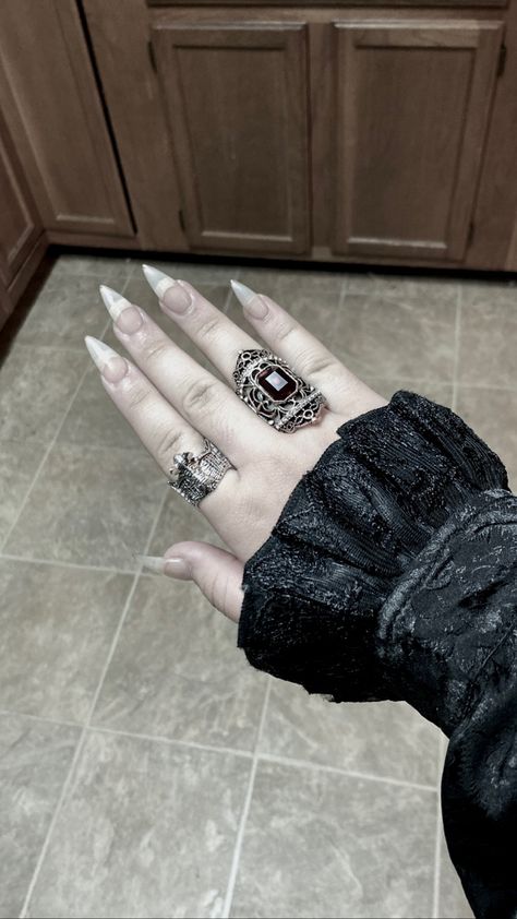 Vampire Hands, Vamp Nails, Vampire Man, Goth Prom, Victorian Vampire, Poet Shirt, Styling Outfits, Prom Inspo, Vampire Goth