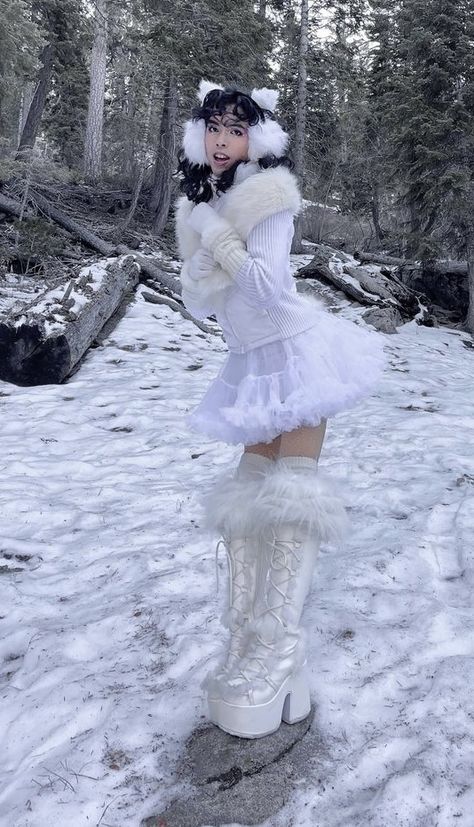 Snow Core Aesthetic Outfits, Ice Outfit Aesthetic, Snow Bunnies Outfits, Ice Princess Outfit Ideas, Alt White Outfits, Icepunk Fashion, Fluffy Clothes Aesthetic, Winter Bunny Aesthetic, Snowbunny Halloween Costume