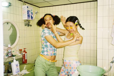 Luo Yang, Women In China, Youth Photos, Explore China, Neon Hair, Brave Women, Girls Series, A Level Art, Youth Culture